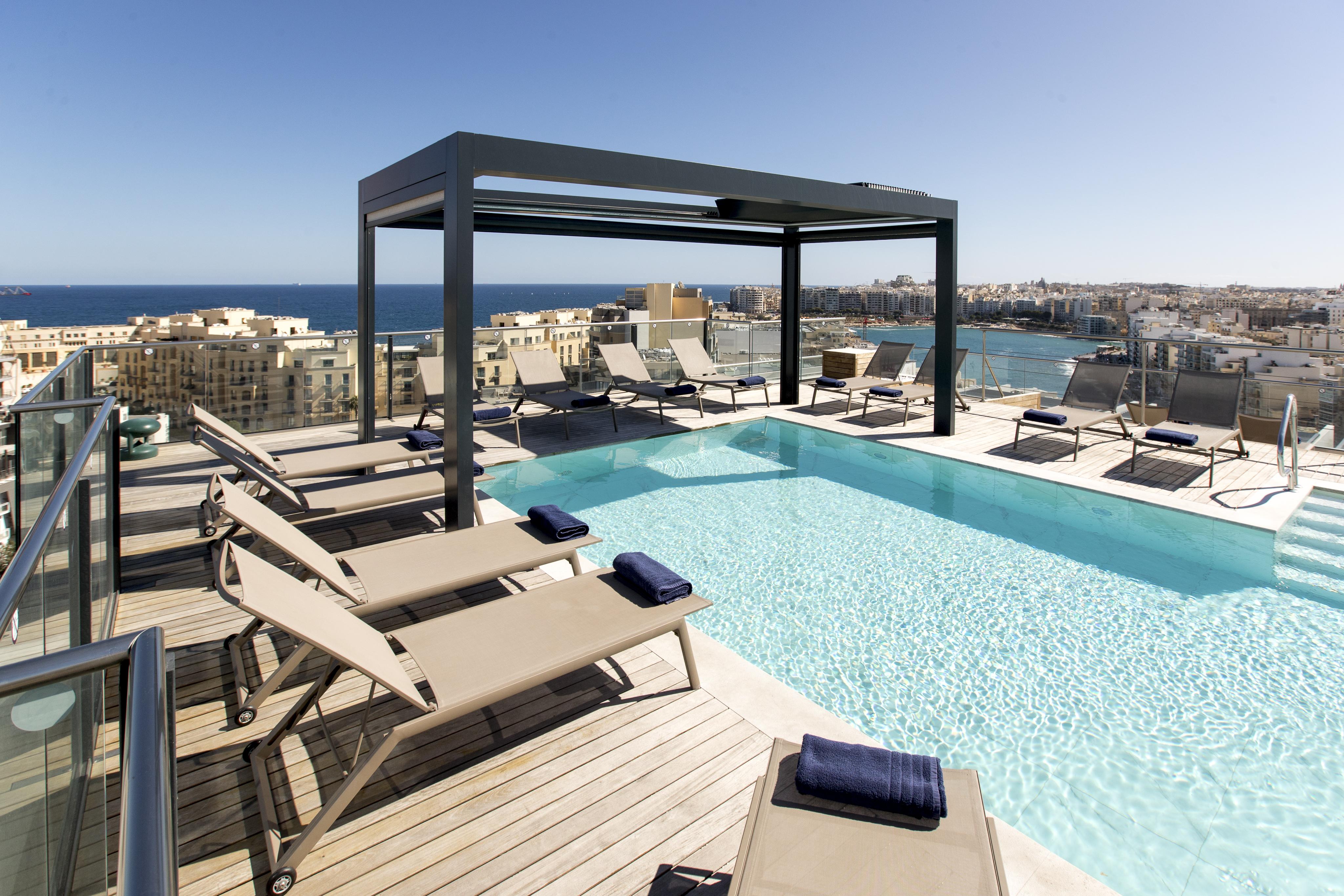 Mercure St. Julian'S Malta Екстериор снимка